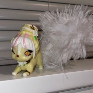 WHIFFIES ICE CREAM SHOP - Vanilla Vanessa - scented skunk toy